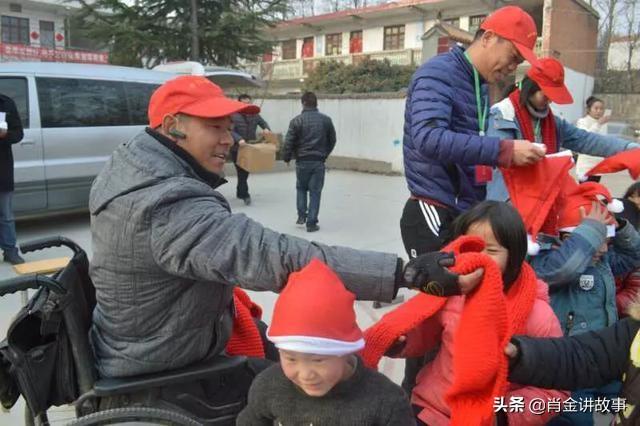 感恩父母小故事20个字（关于感恩父母的小故事200字左右）